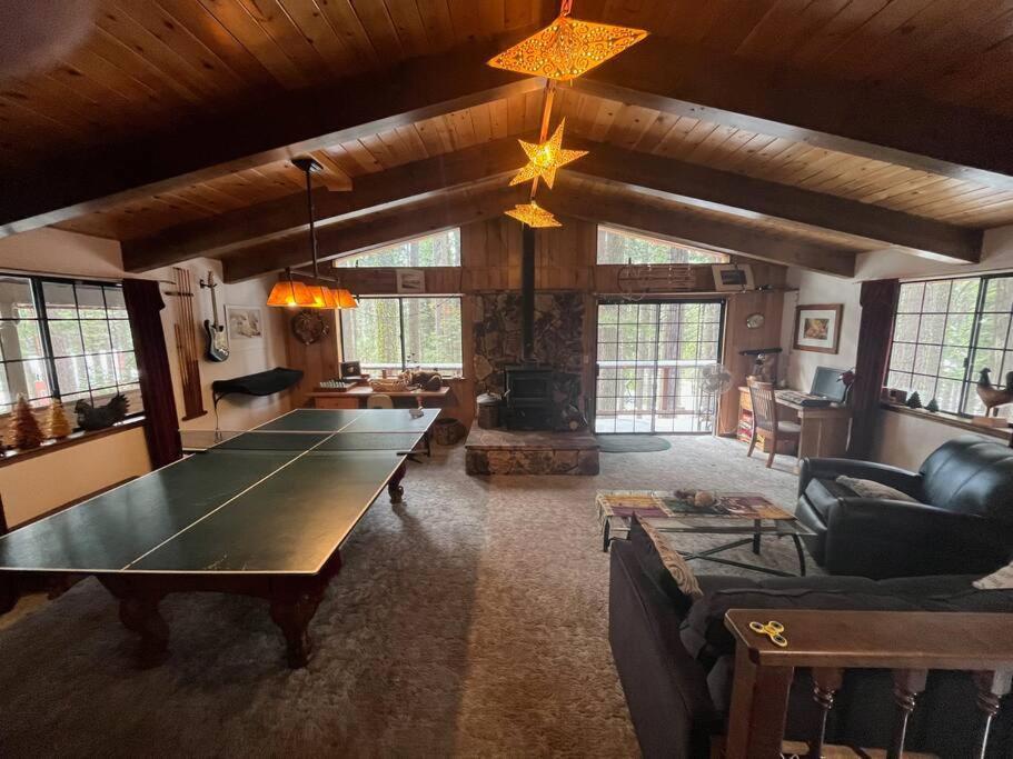 Villa Sweet Retreat: Theater, Pool/Ping-Pong, Quiet! à Camp Connell Extérieur photo